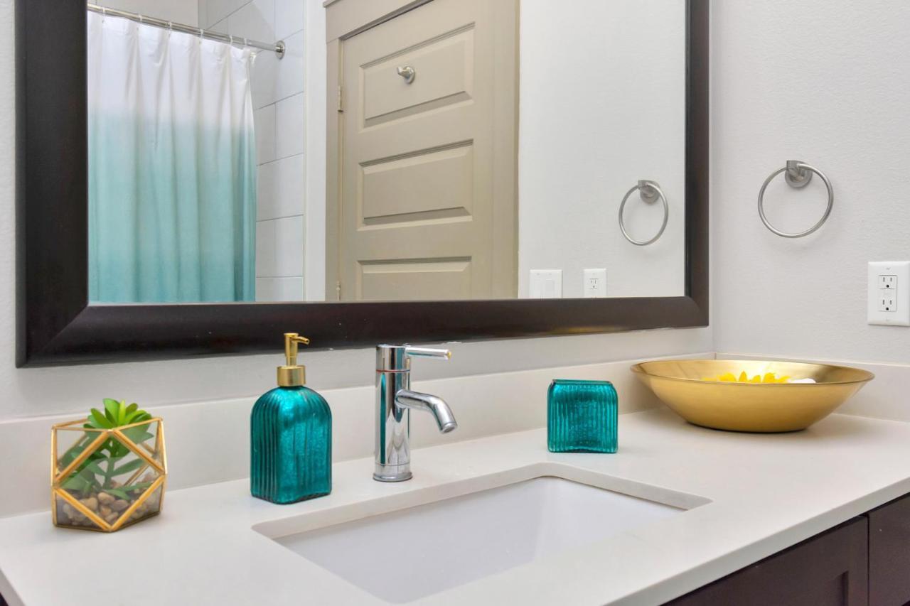 U1 Penthouse Downtown Houston Rental Car Available Apt 1Br 1Bth Gym Sleep Good Экстерьер фото